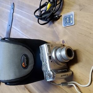 Canon Powershot A570IS +Extras